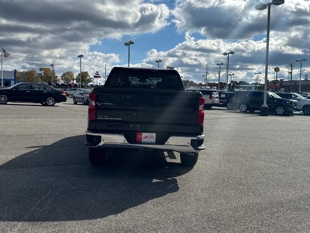 2026 Chevrolet Silverado 1500 — detail view